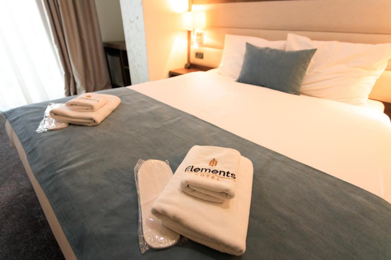 Hotel Elements Novi Pazar Buitenkant foto