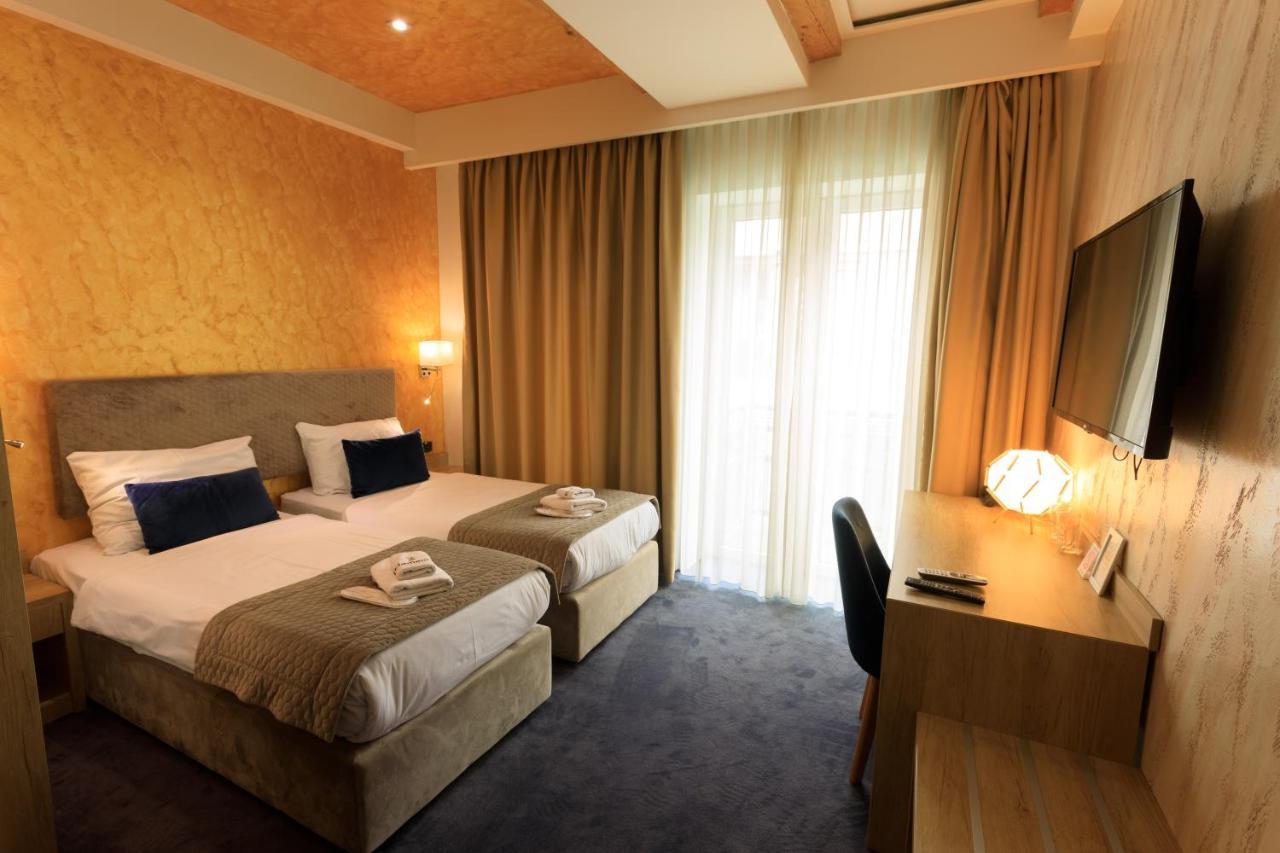 Hotel Elements Novi Pazar Buitenkant foto
