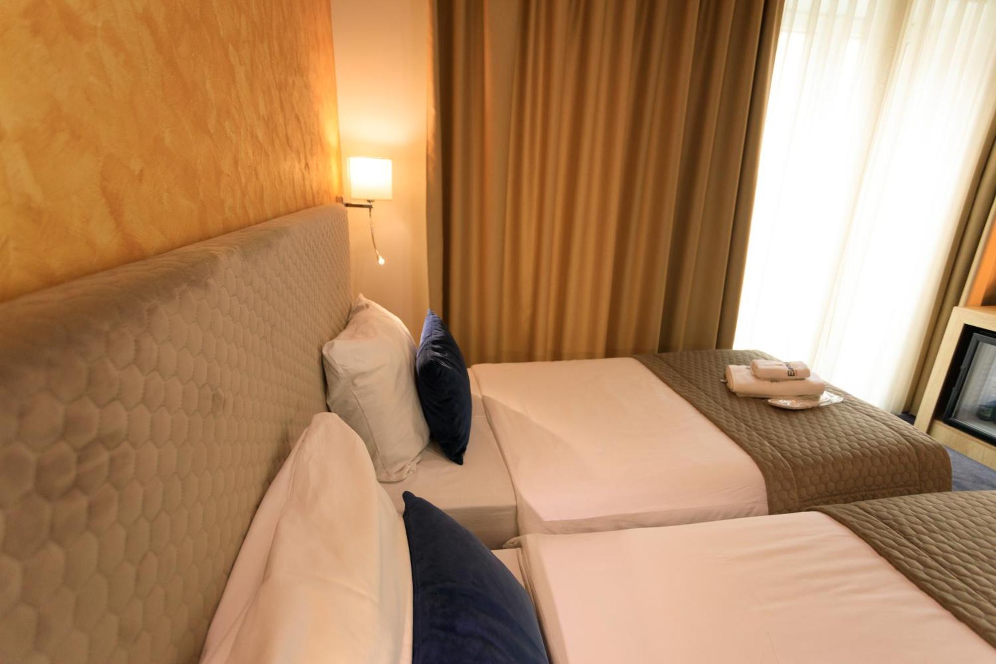 Hotel Elements Novi Pazar Buitenkant foto